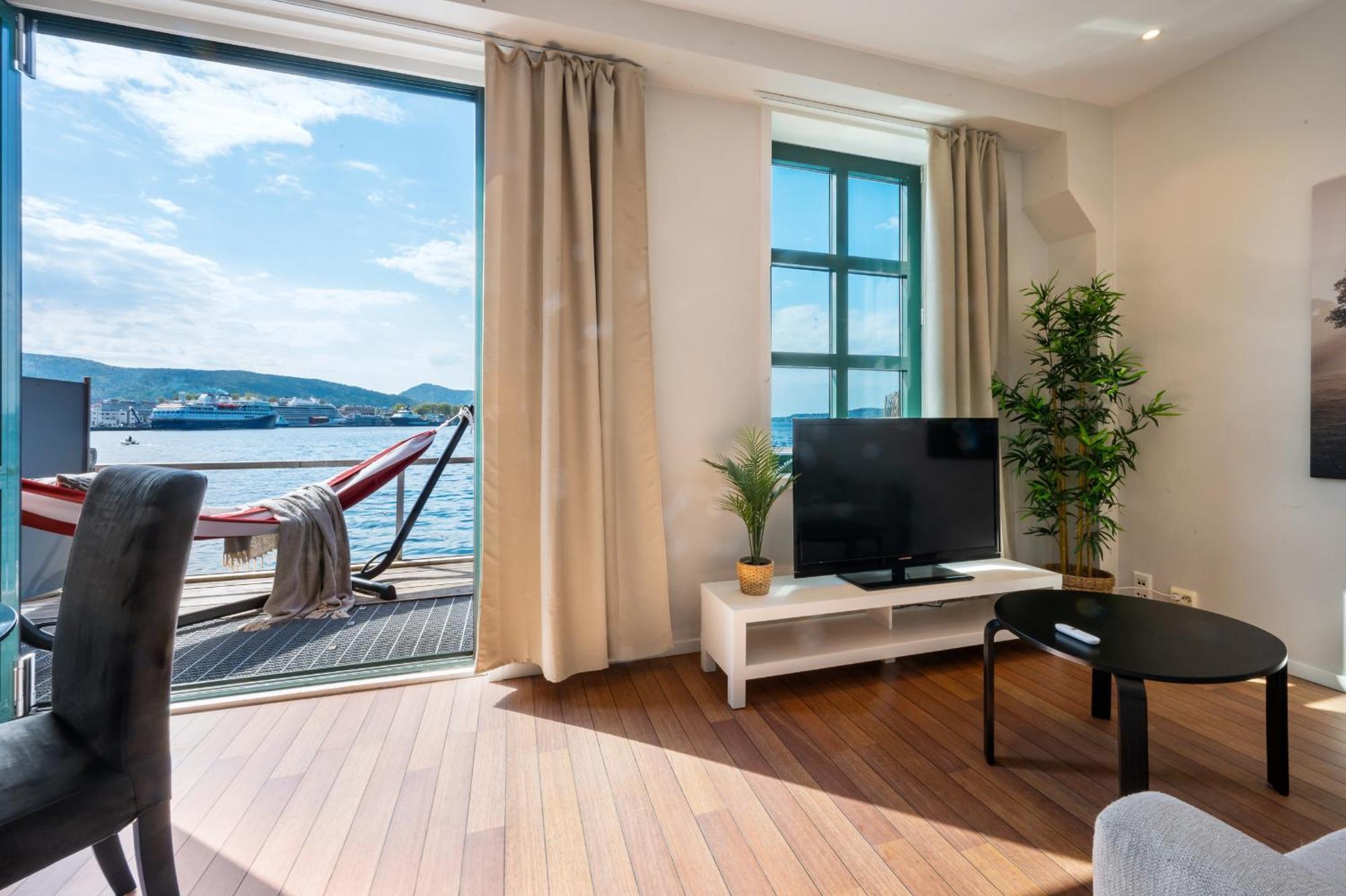 Central Seafront Apartments With Parking And Self Check-In! Bergen Cameră foto